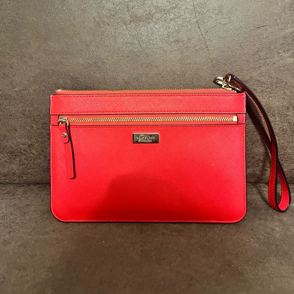 Kate spade laurel way tinie wristlet